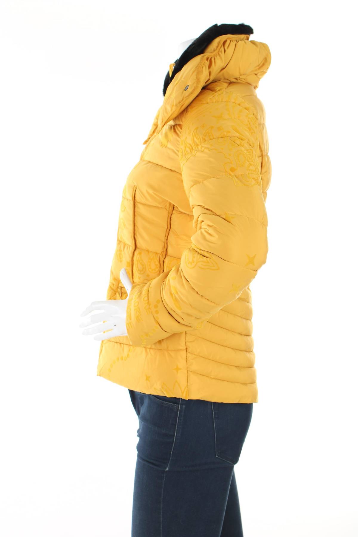 Дамско яке Desigual3