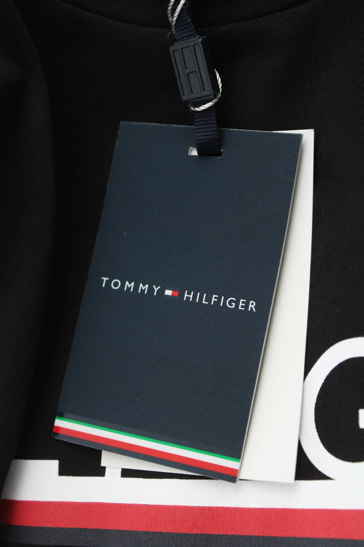 Мъжка тениска Tommy Hilfiger3 - Contour.bg Мъжка тениска Tommy Hilfiger3