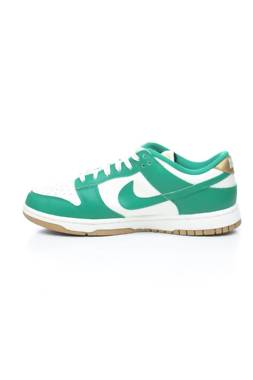 Sneakers Nike2