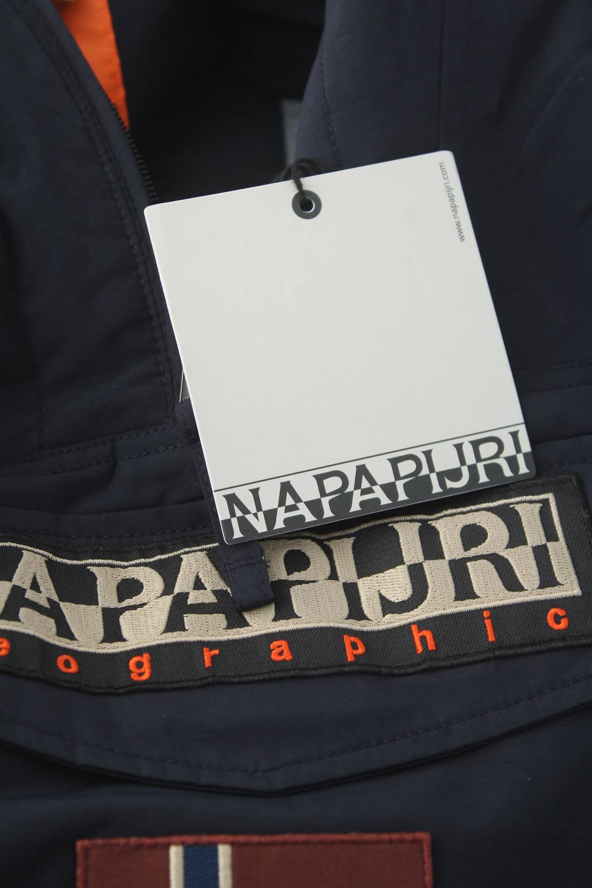 Дамско яке Napapijri4