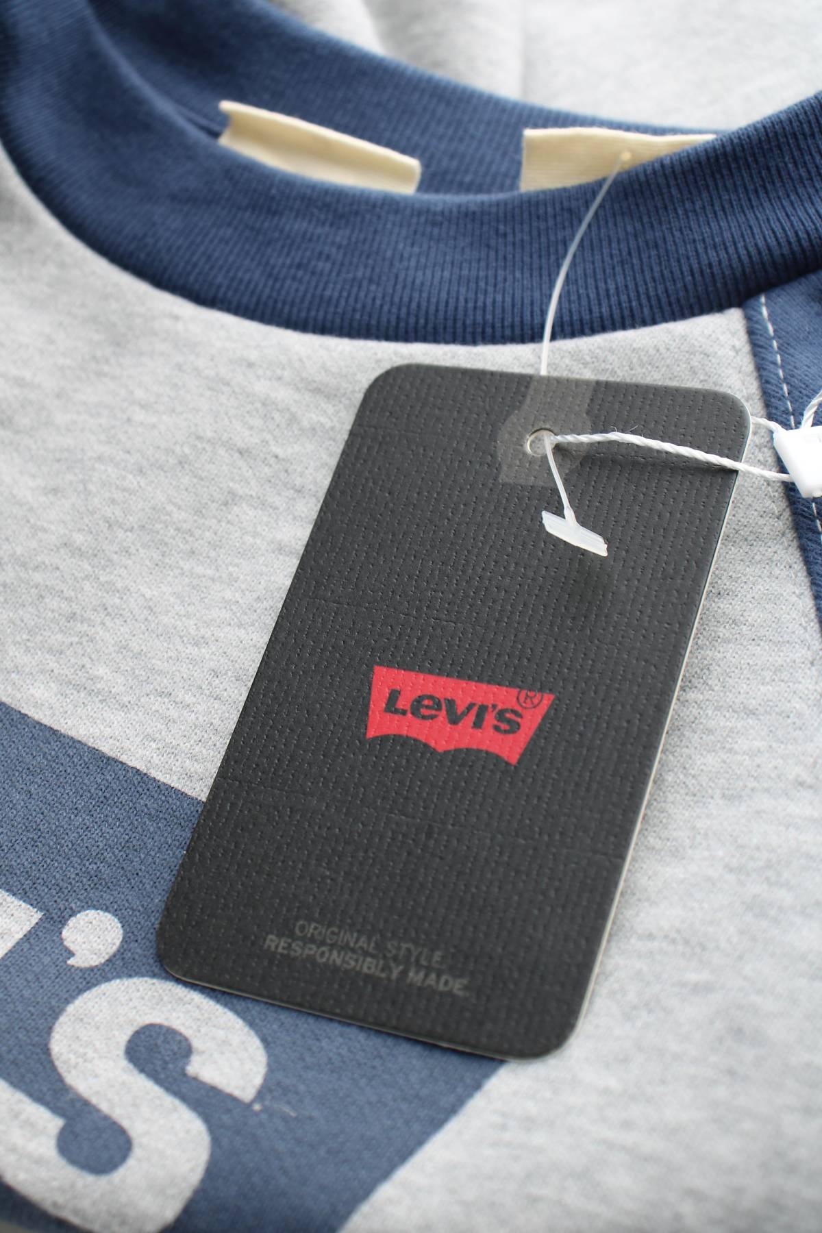 Дамска блуза Levi's3