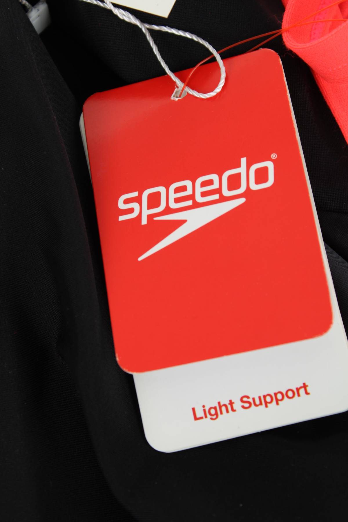 Дамски спортен потник Speedo3