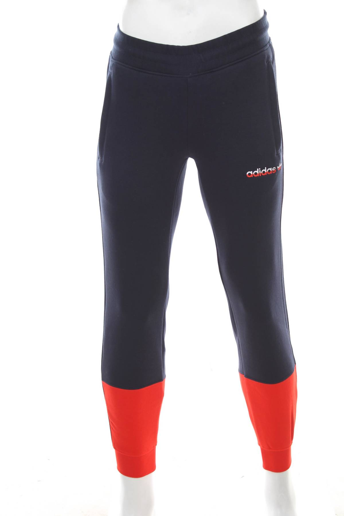 Мъжко спортно долнище Adidas Originals1 - Contour.bg Мъжко спортно долнище Adidas Originals1