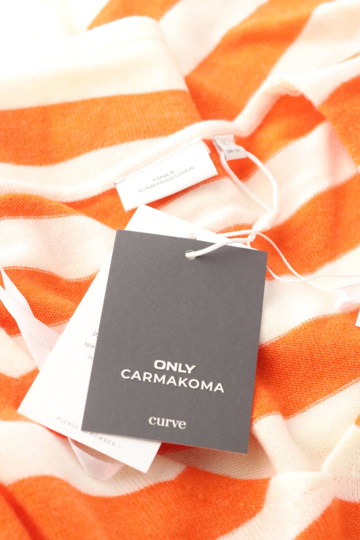 Дамски пуловер Only Carmakoma3