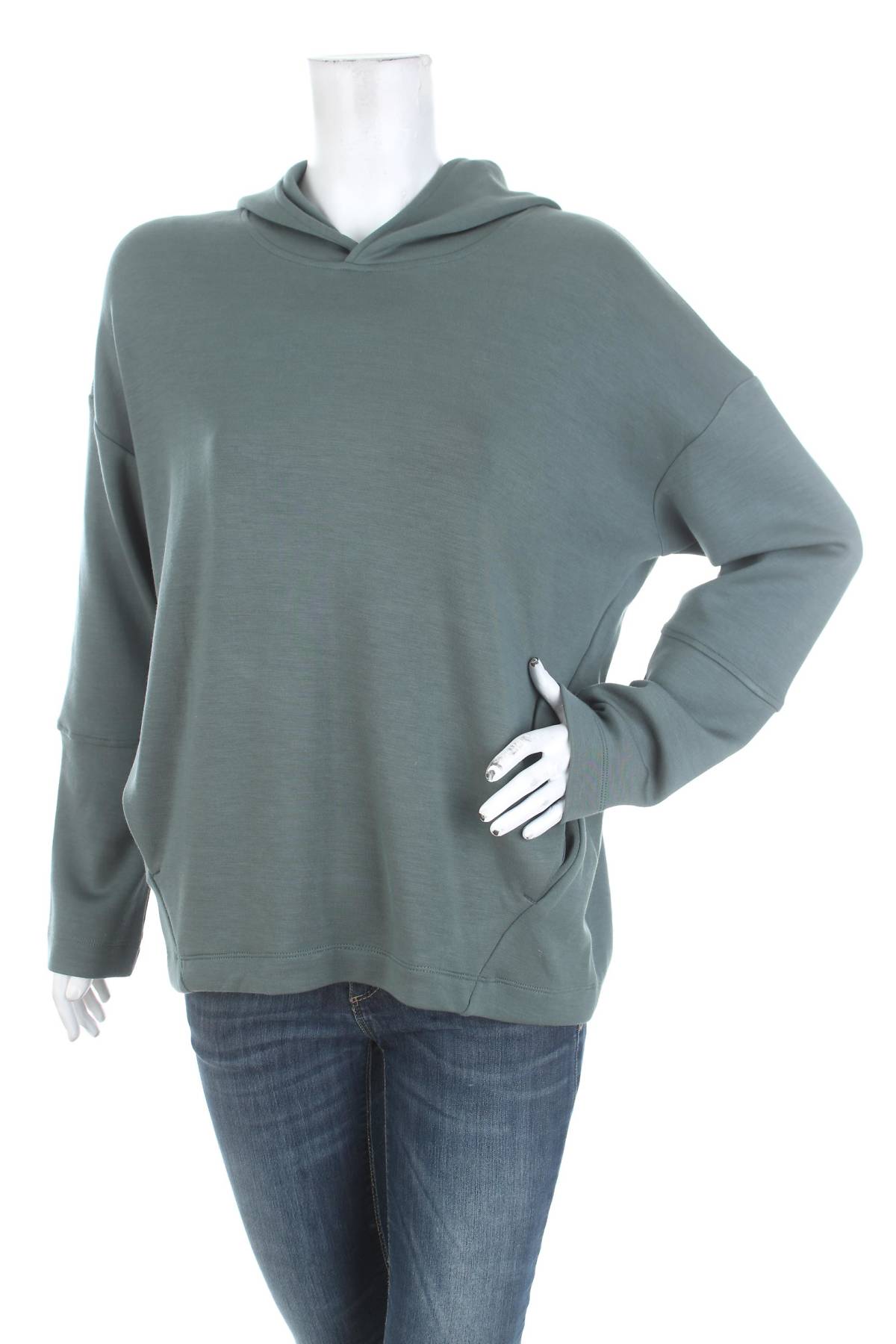 Домашно облекло Triumph1