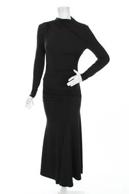 Φορέματα Michelle Keegan1