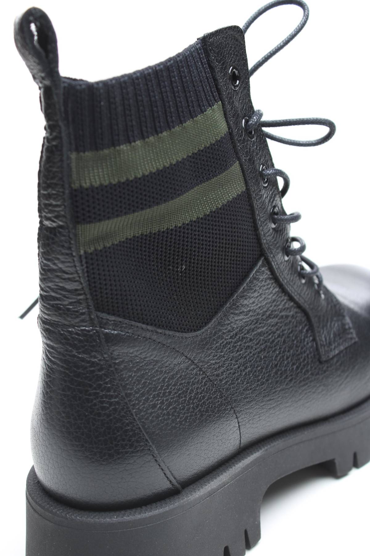 Дамски боти Andre5