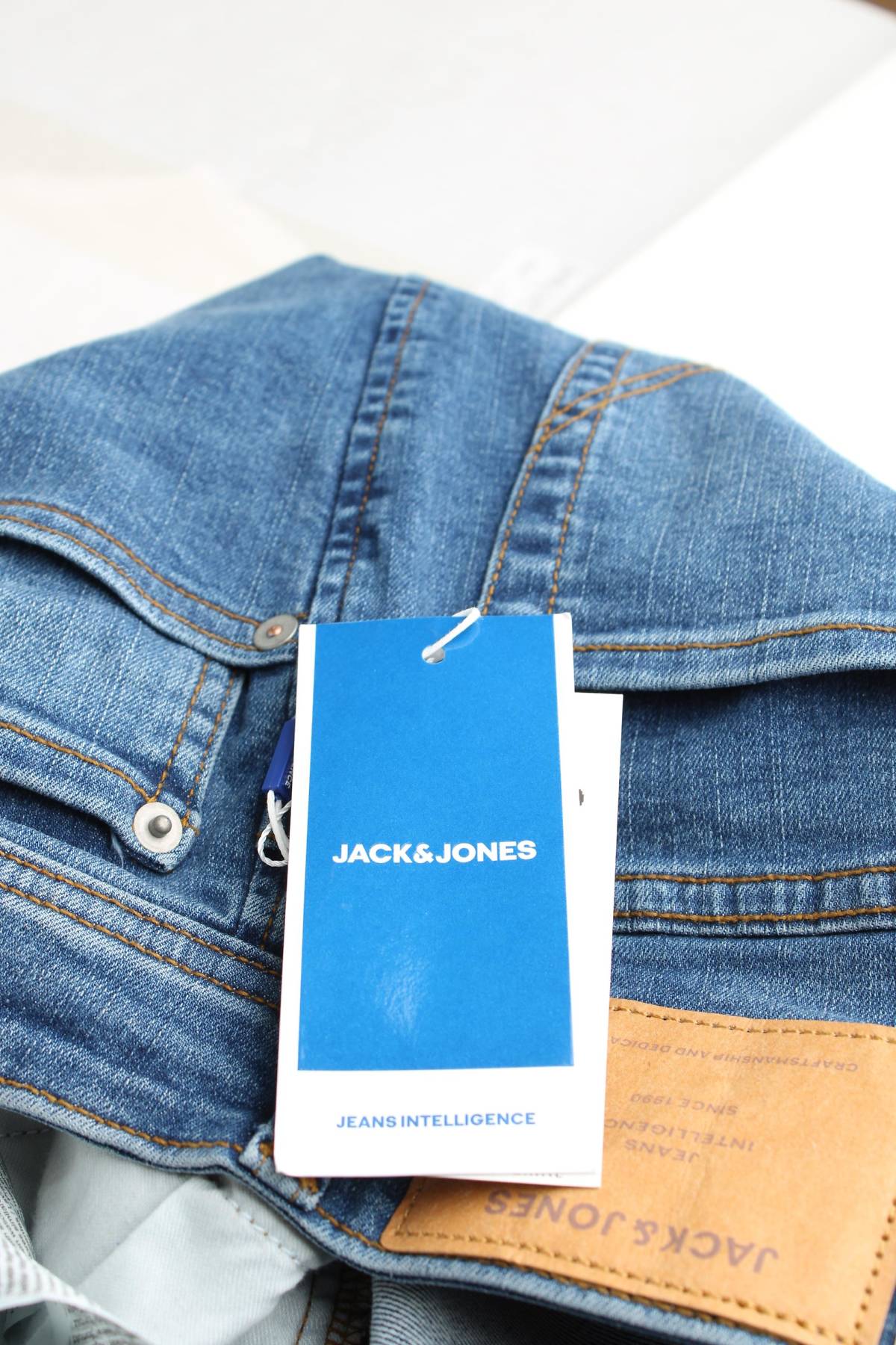 Мъжки дънки Jack & Jones3 - Contour.bg Мъжки дънки Jack & Jones3