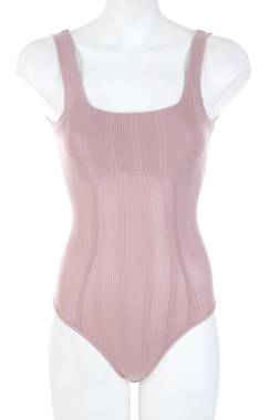 Γυναικείο κορμάκι Triumph1