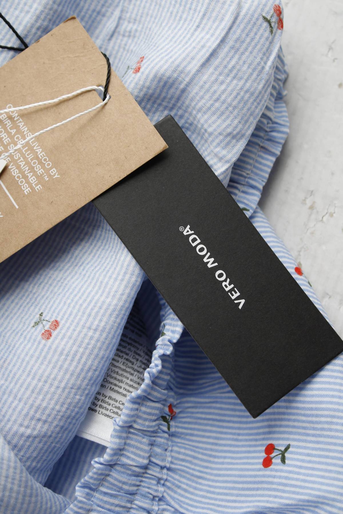 Γυναικείο σορτσάκι Vero Moda3