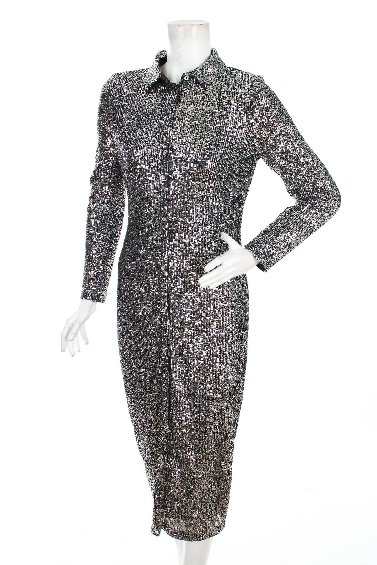 Рокля Finding Friday1