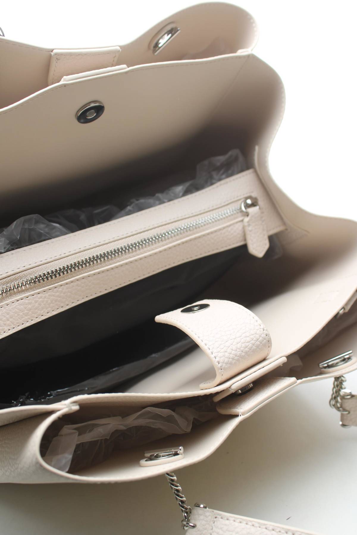 Дамска кожена чанта Emporio Armani3