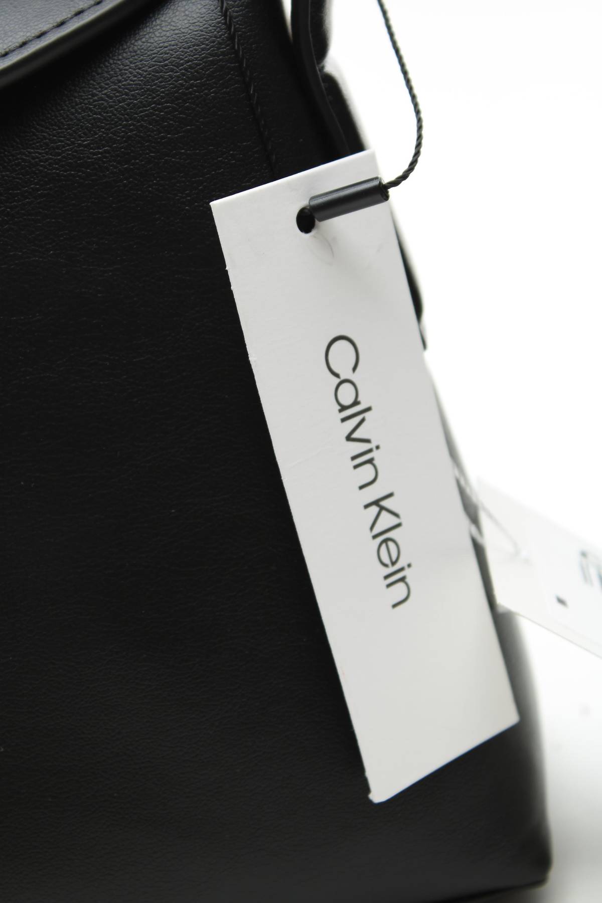 Γυναικεία δερματινή τσάντα Calvin Klein4 - Contourshop.gr Γυναικεία δερματινή τσάντα Calvin Klein4
