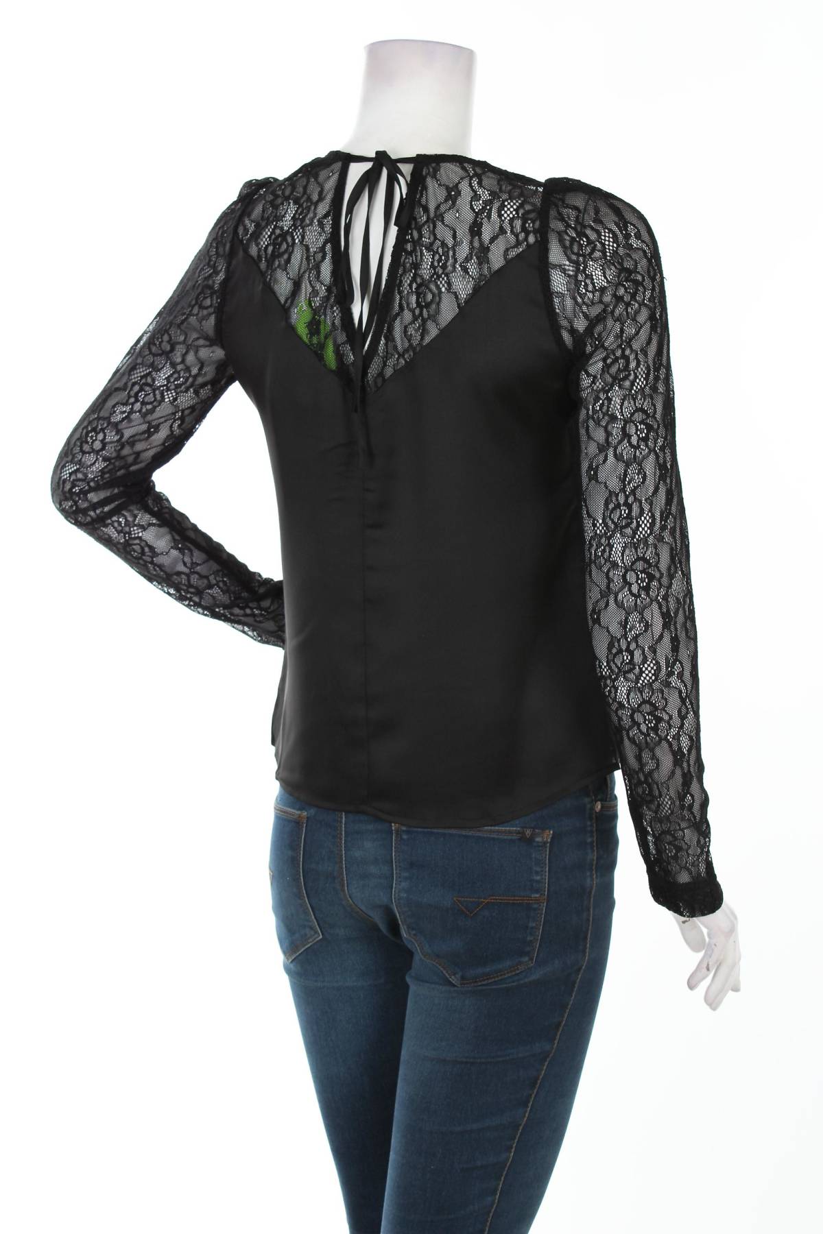 Γυναικεία μπλούζα Guess2