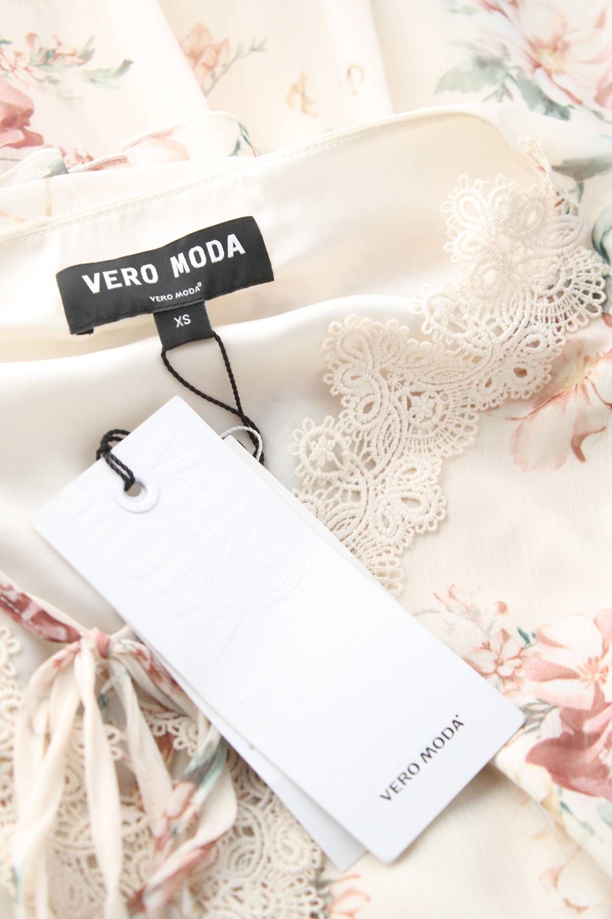 Φορέματα Vero Moda3