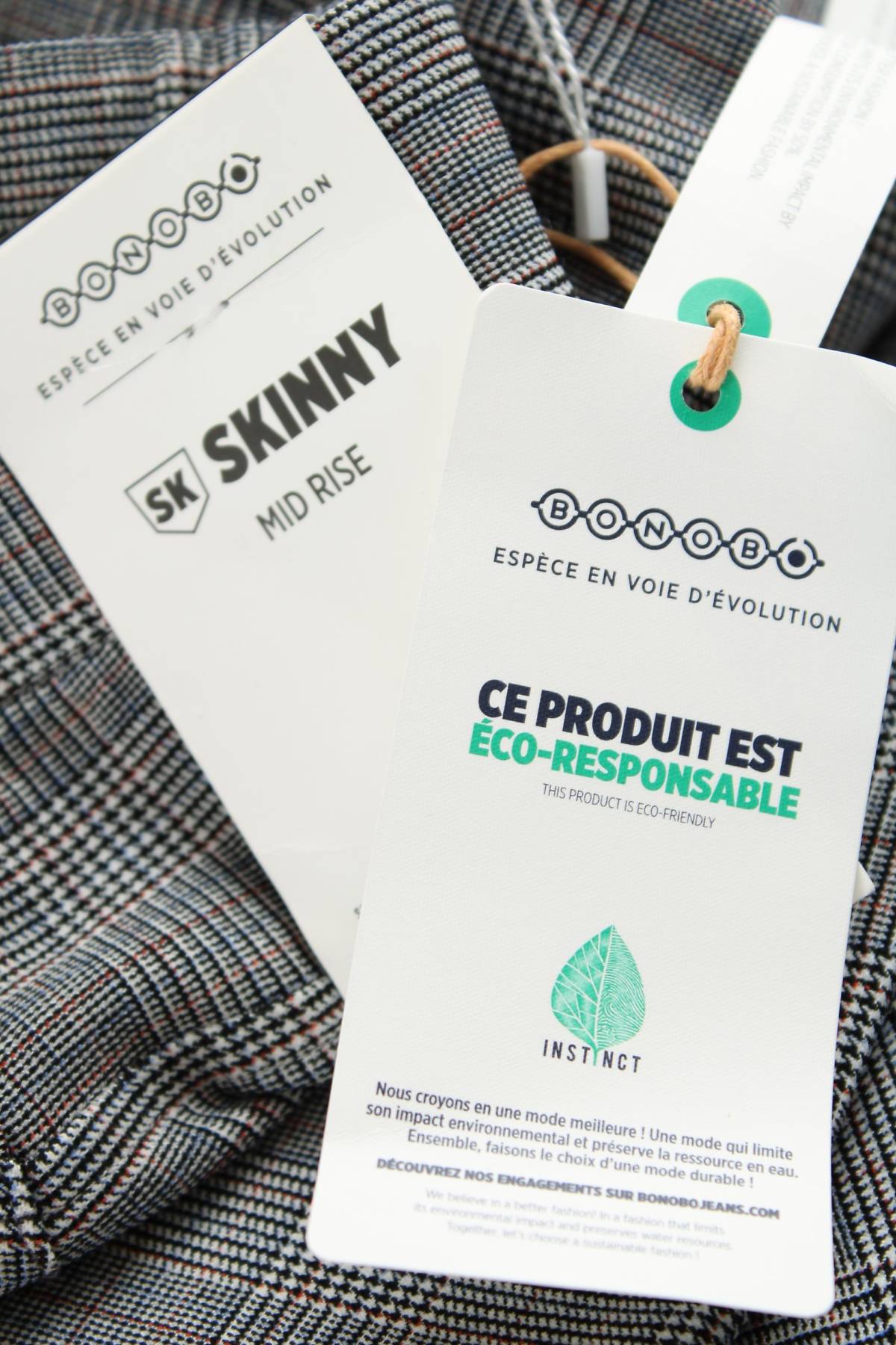 Дамски панталон Bonobo3