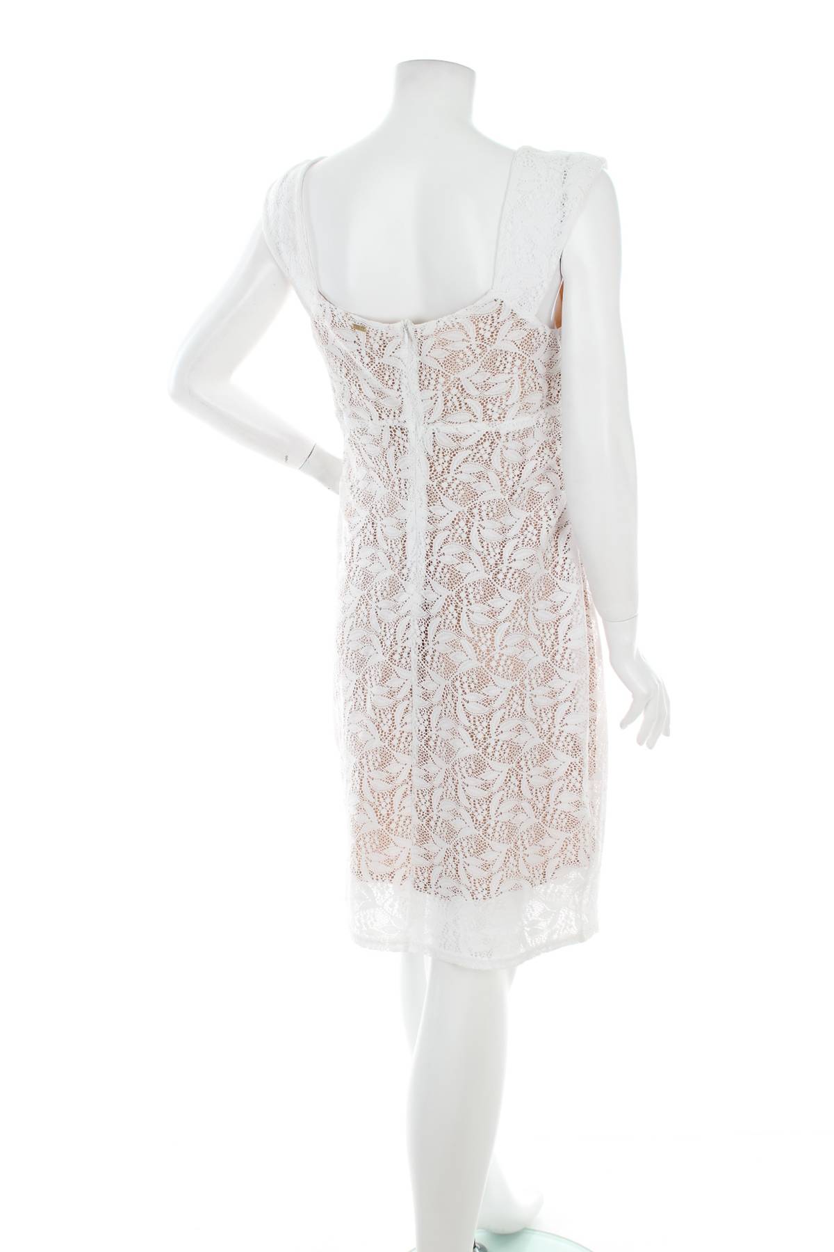 Φορέματα Guess2