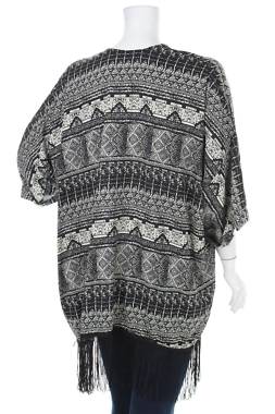 Дамска жилетка Pull & Bear2 - Contour.bg Дамска жилетка Pull & Bear2