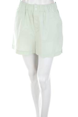 Дамски къс панталон Only1