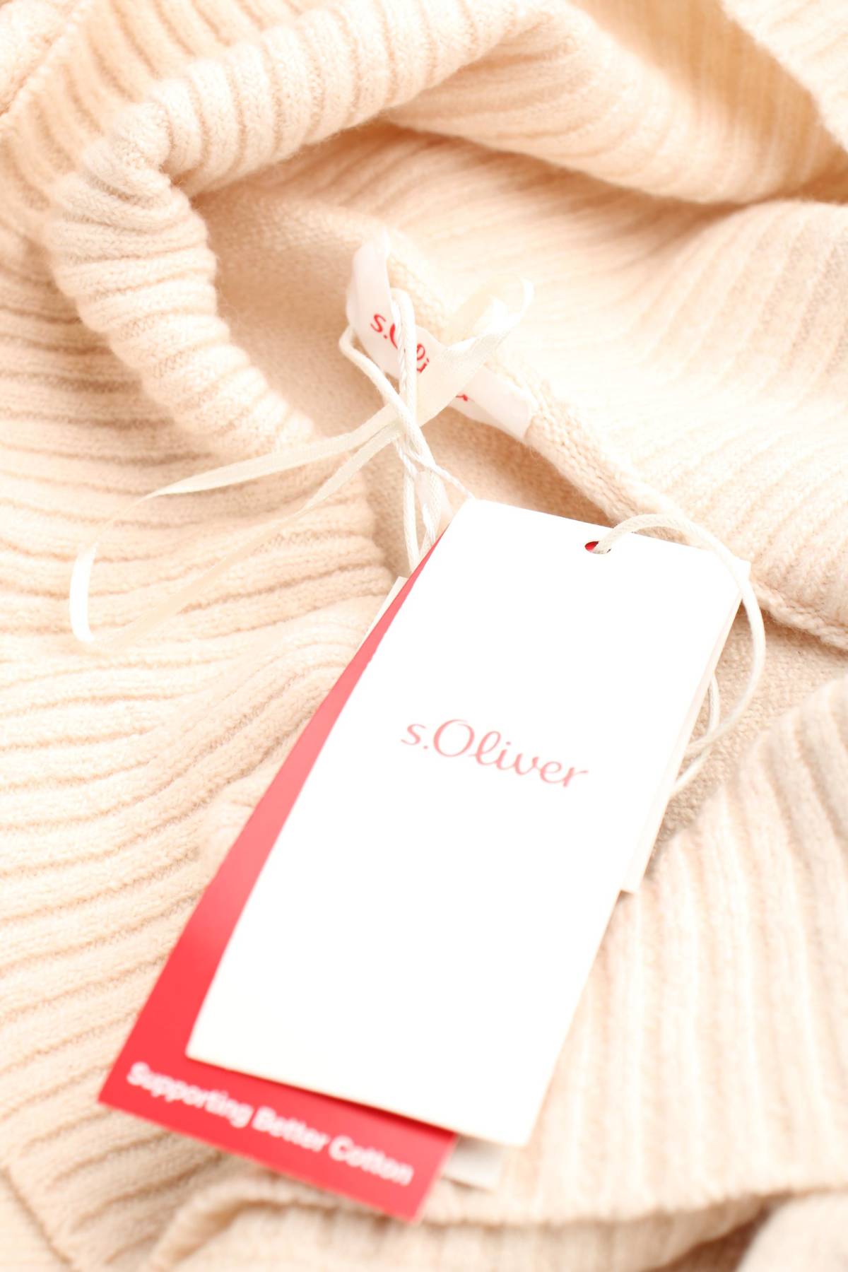 Дамски пуловер S.Oliver3