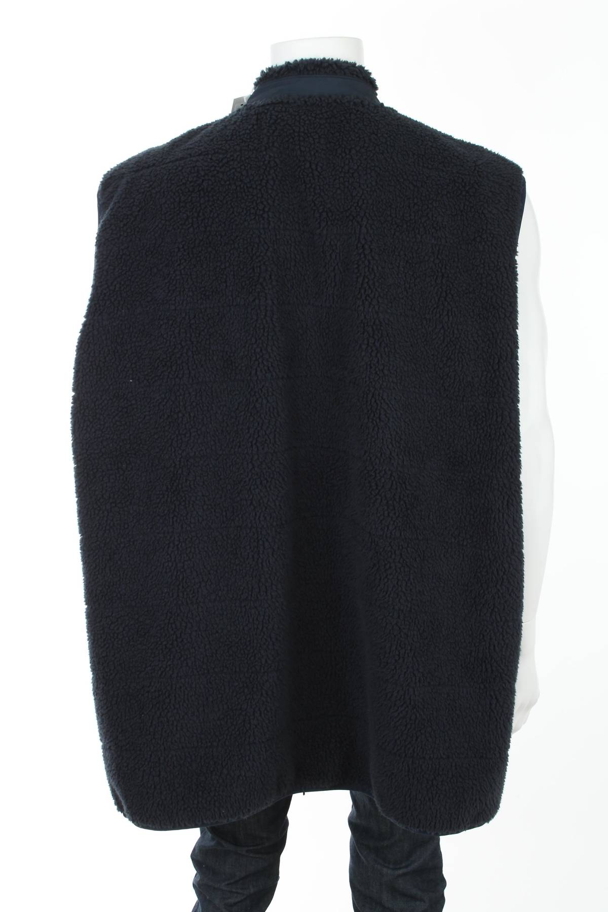 Мъжки елек C&A2