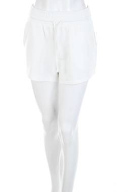 Дамски къс панталон Gap1