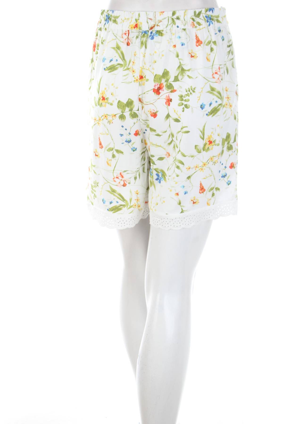 Γυναικείο σορτσάκι Vero Moda2