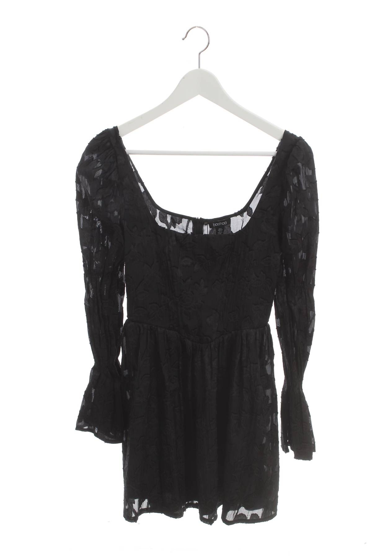 Рокля Boohoo1