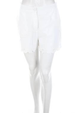 Дамски къс панталон Only1