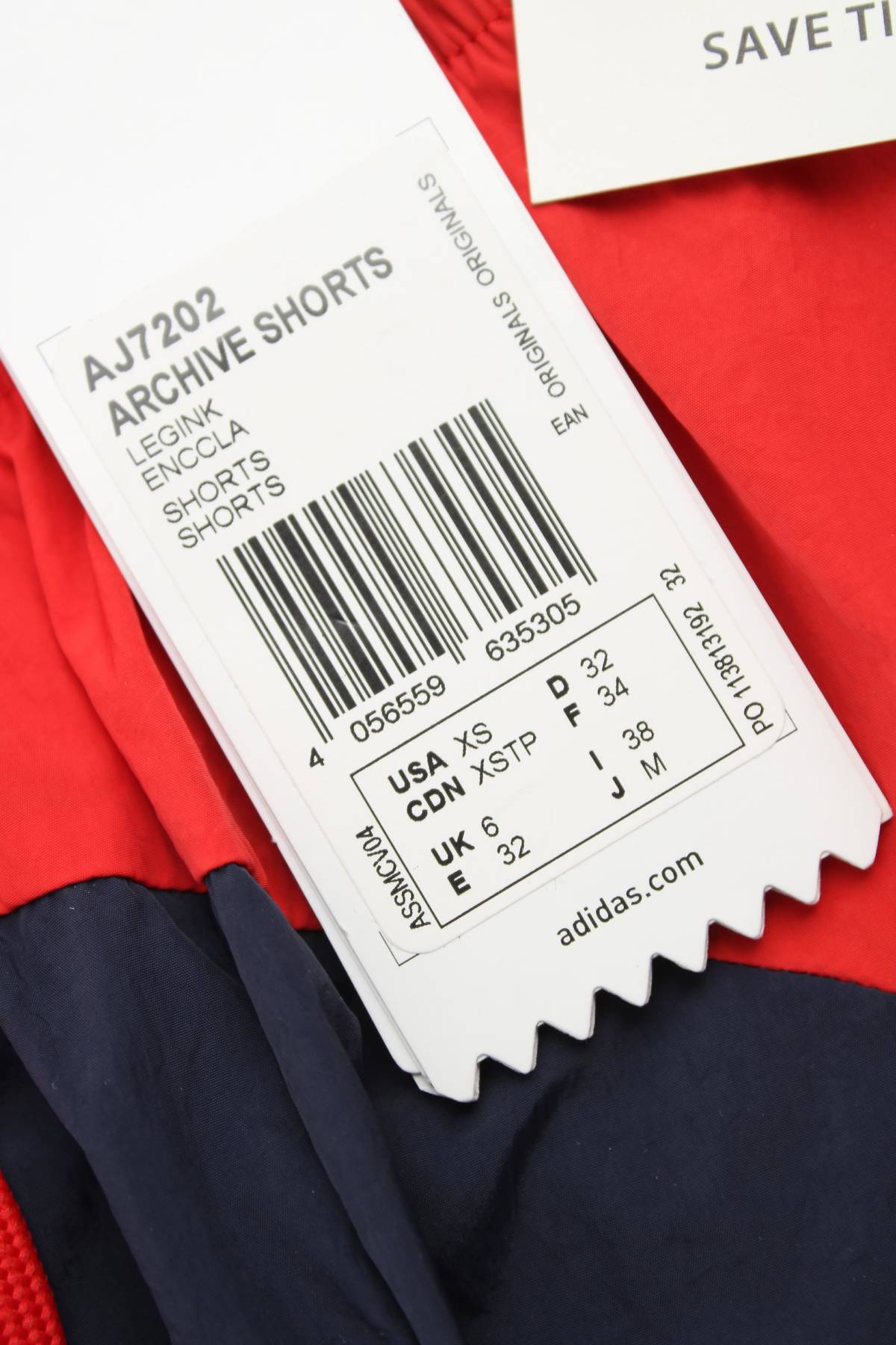 Дамски шорти Adidas3 - Contour.bg Дамски шорти Adidas3