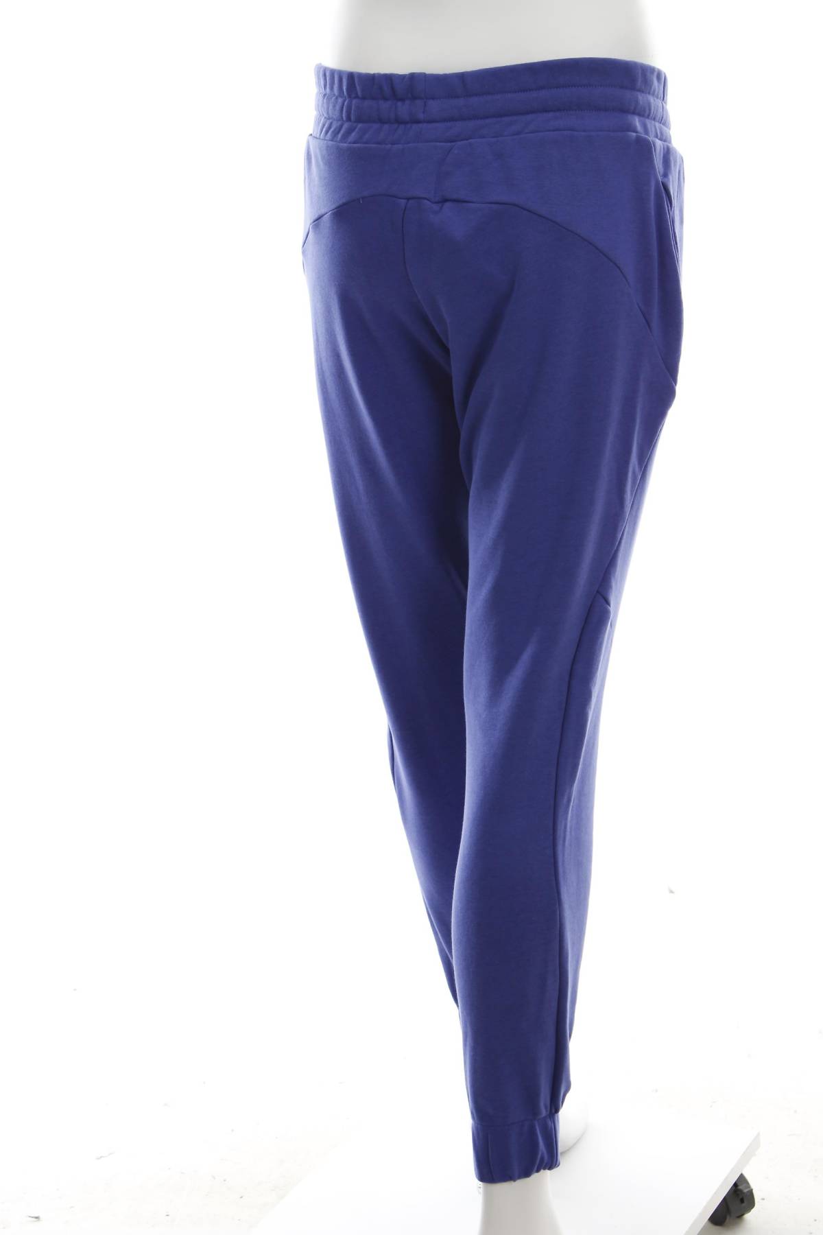 Дамско спортно долнище Superdry2 - Contour.bg Дамско спортно долнище Superdry2