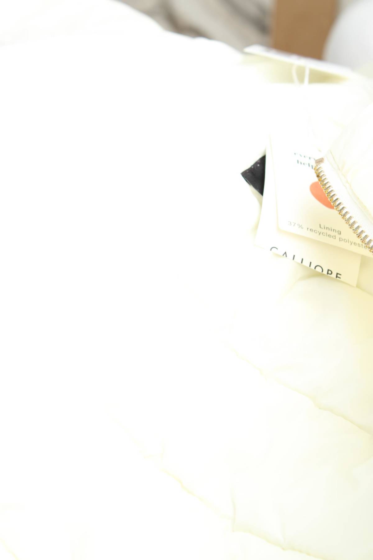 Дамско яке Calliope4