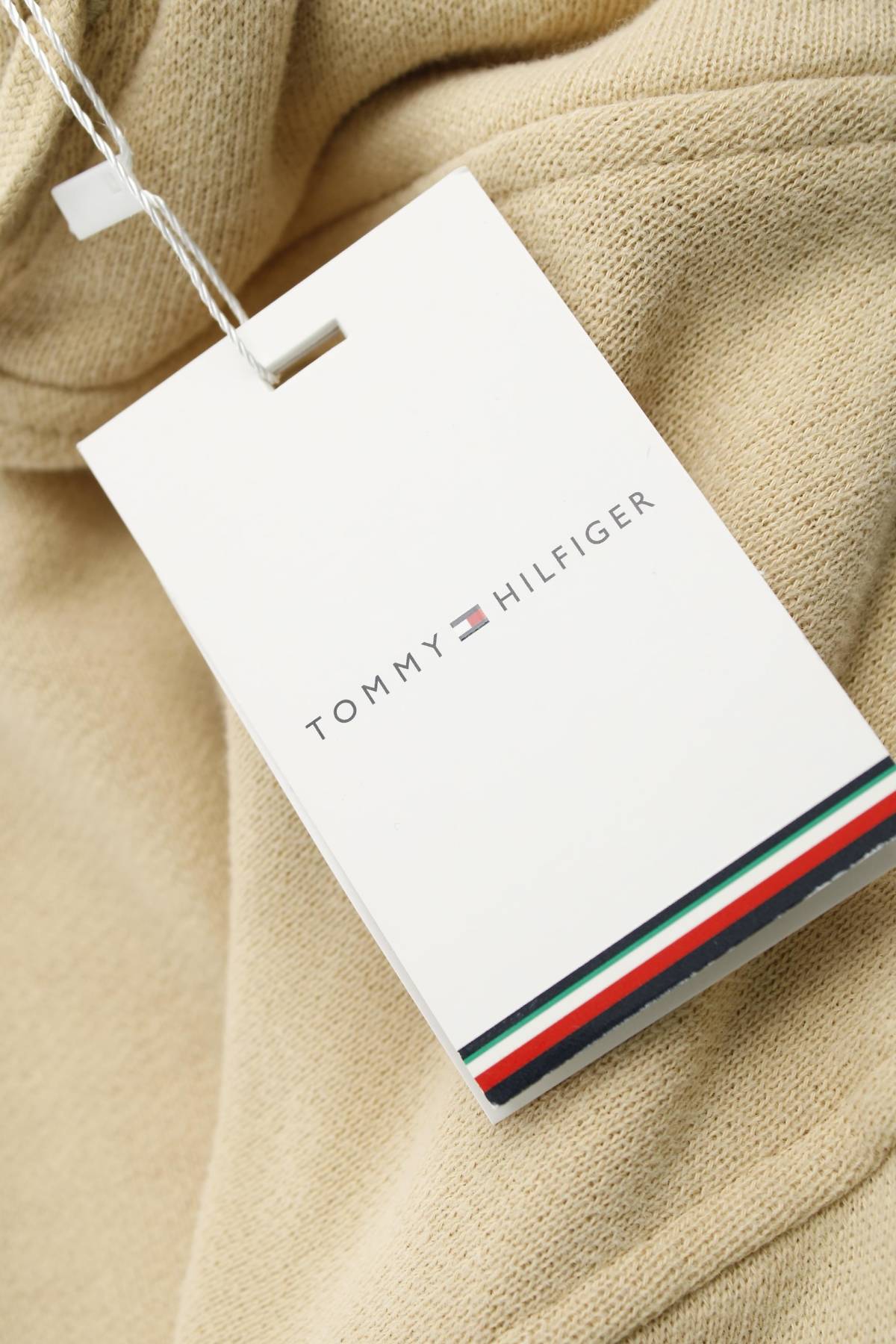 Дамски суичър Tommy Hilfiger3 - Contour.bg Дамски суичър Tommy Hilfiger3