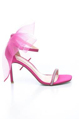 Сандали Betsey Johnson1