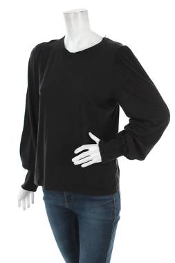 Дамска блуза Juvia1