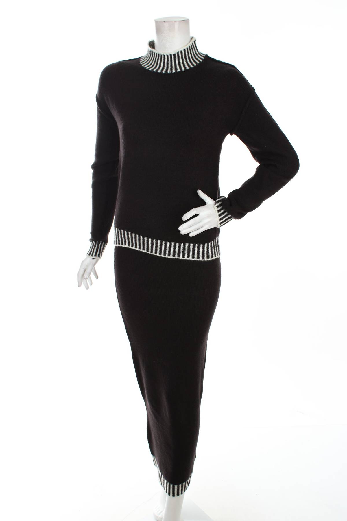 Дамски комплект Boohoo1