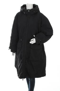 Γυναικείο μπουφάν C&A1