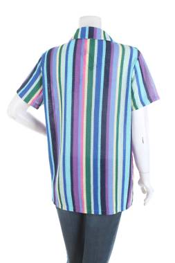 Дамска риза Boohoo2