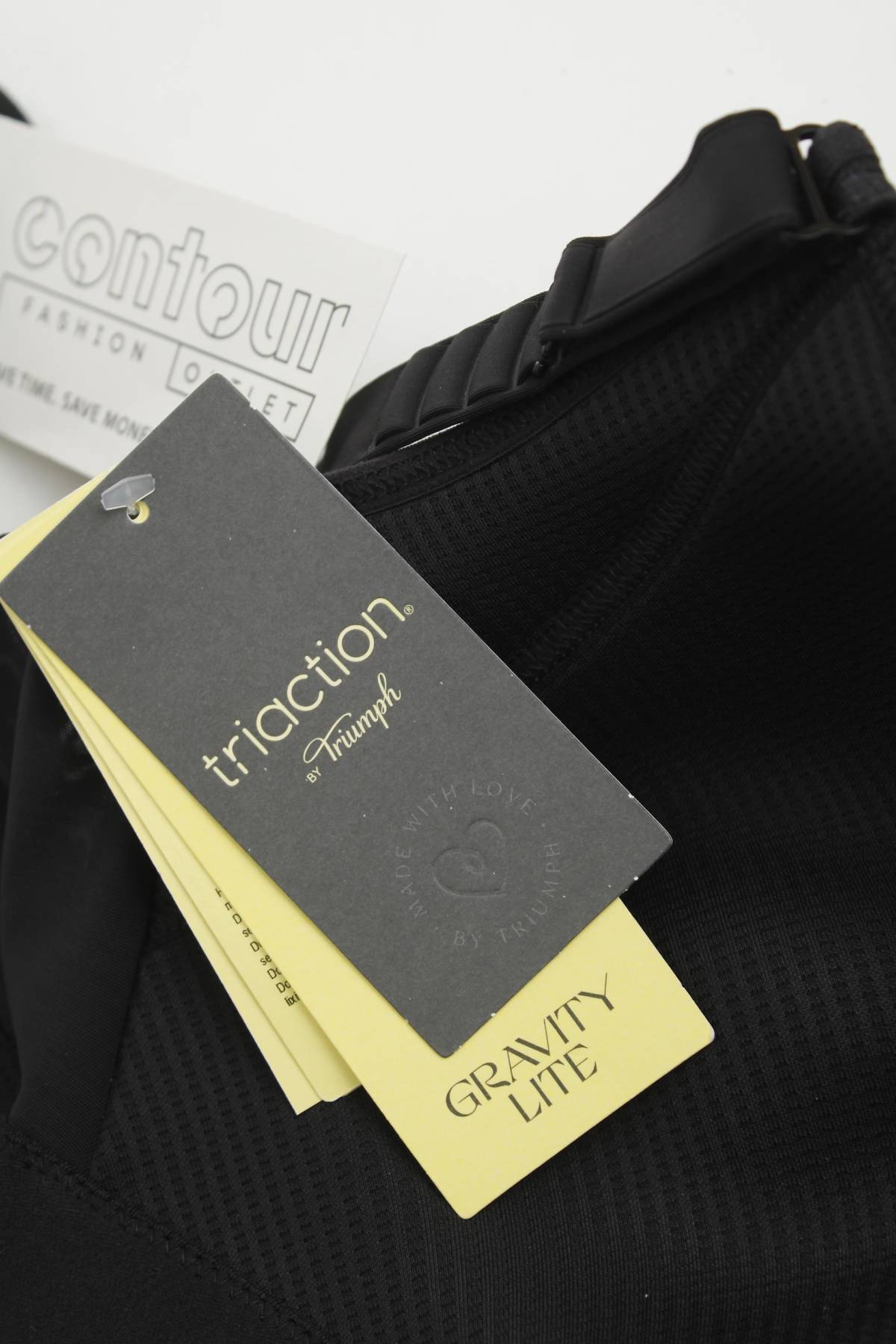 Спортен сутиен Triumph Triaction3 - Contour.bg Спортен сутиен Triumph Triaction3
