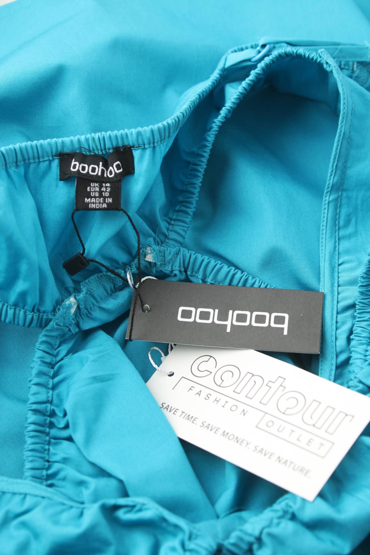 Рокля Boohoo3