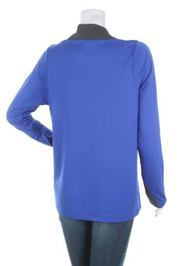 Дамска спортна блуза Nike2