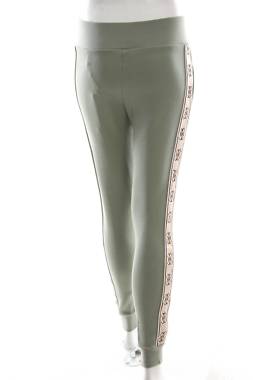 Дамски панталон Guess2