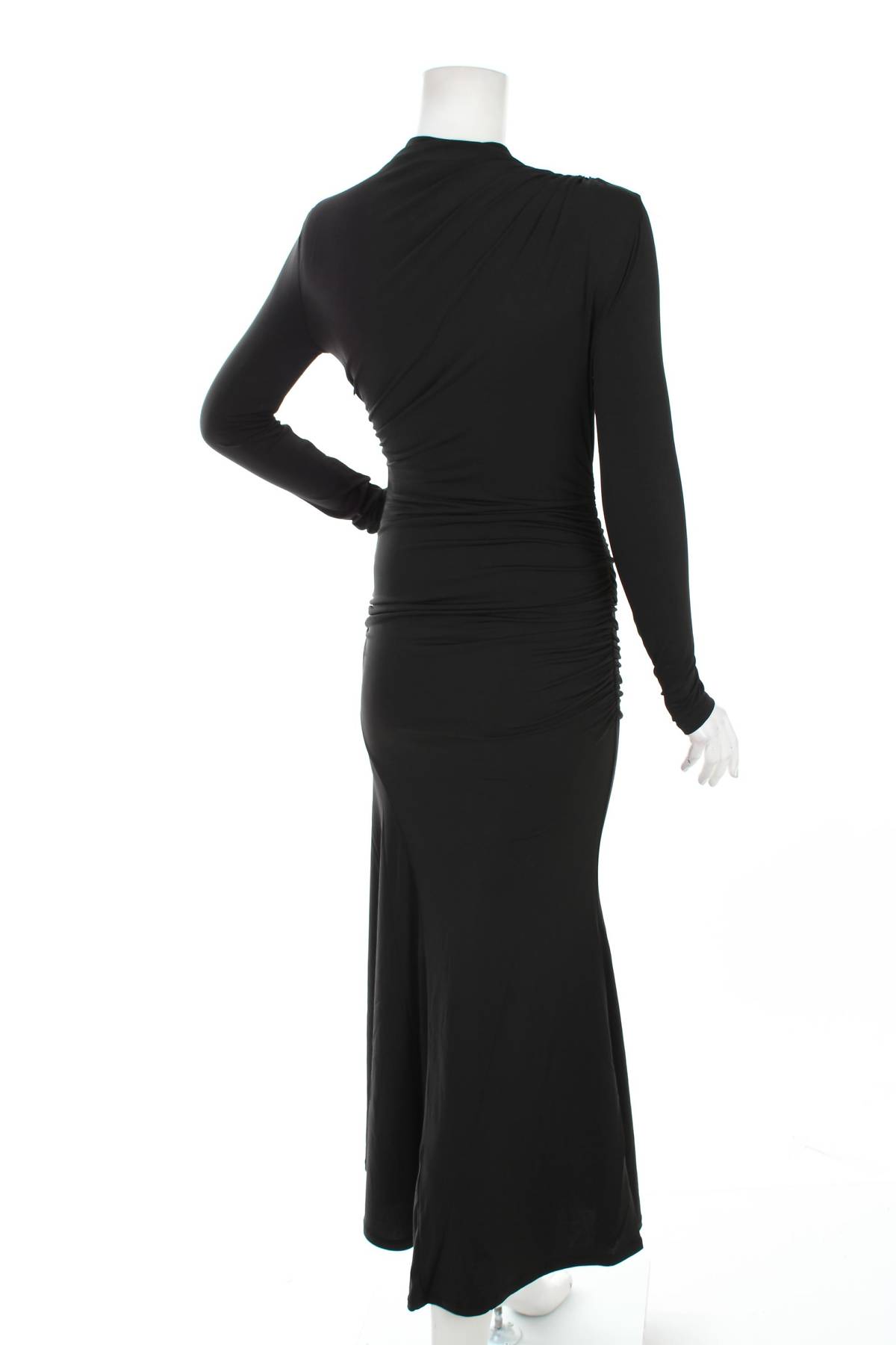 Рокля Michelle Keegan2