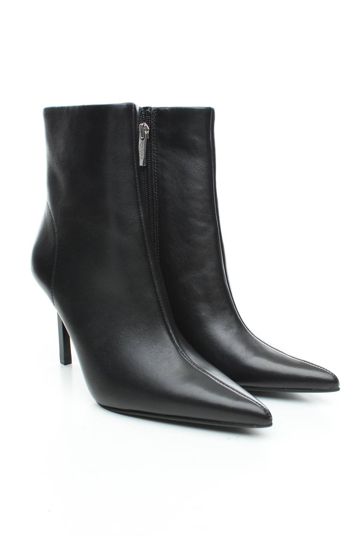 Дамски боти Steve Madden3