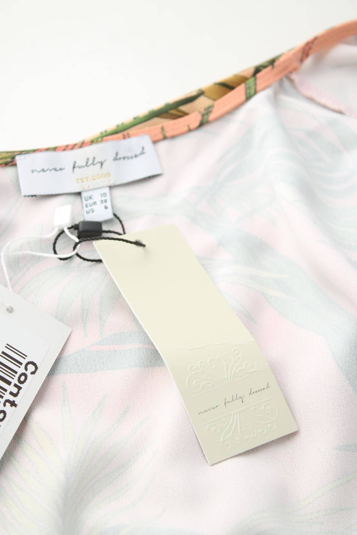 Дамска блуза Never Fully Dressed3