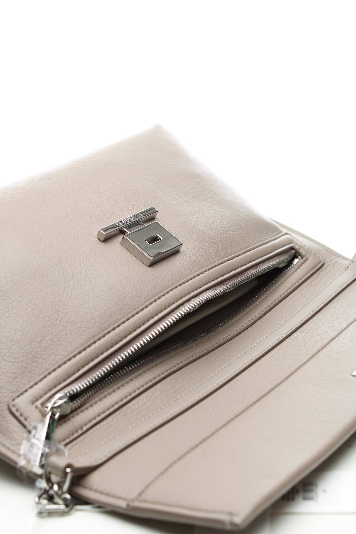 Γυναικεία δερματινή τσάντα Calvin Klein3 - Contourshop.gr Γυναικεία δερματινή τσάντα Calvin Klein3