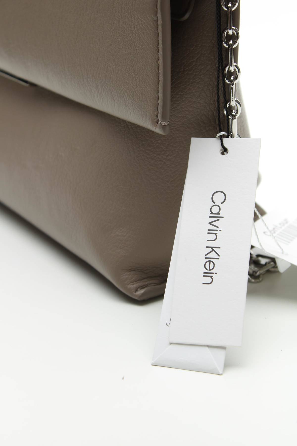 Γυναικεία δερματινή τσάντα Calvin Klein4 - Contourshop.gr Γυναικεία δερματινή τσάντα Calvin Klein4