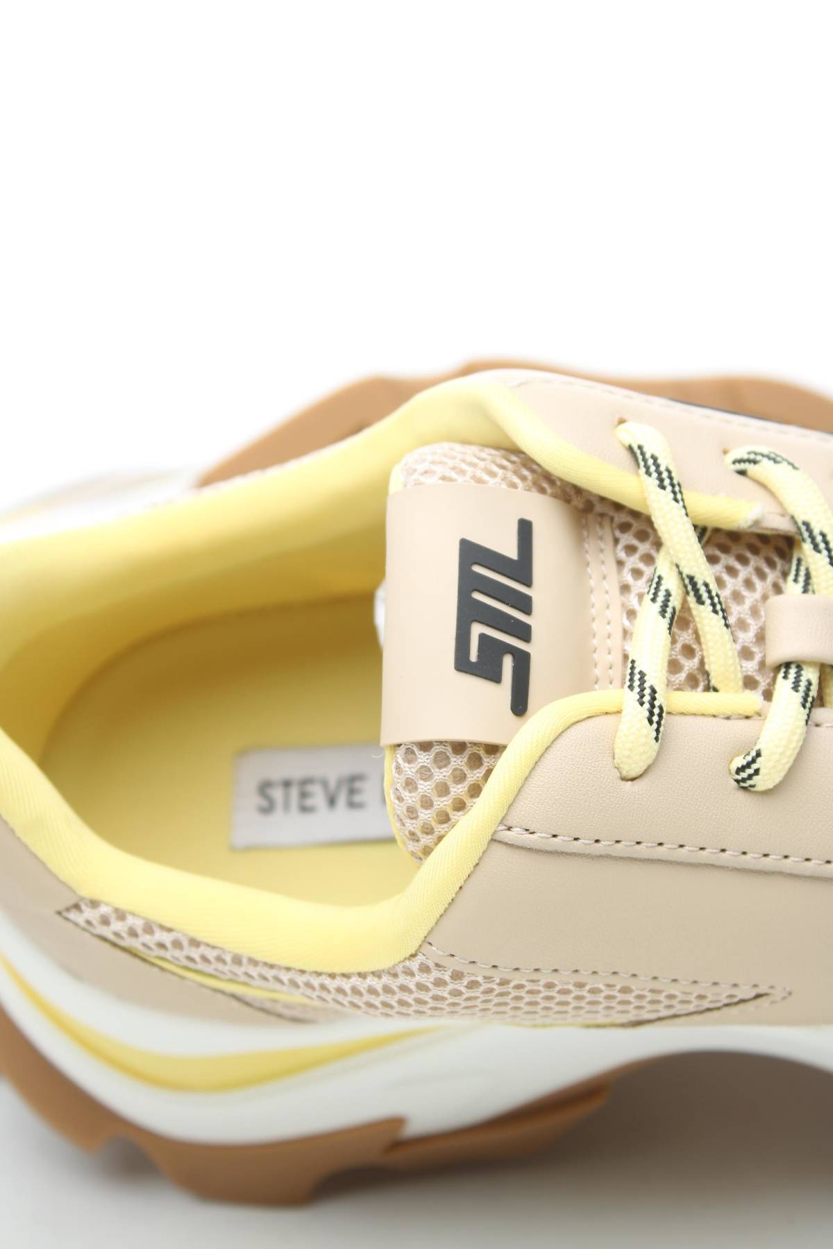 Αθλητικά παπούτσια Steve Madden5