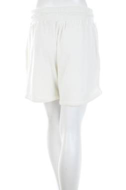 Γυναικείο σορτσάκι Mexx2