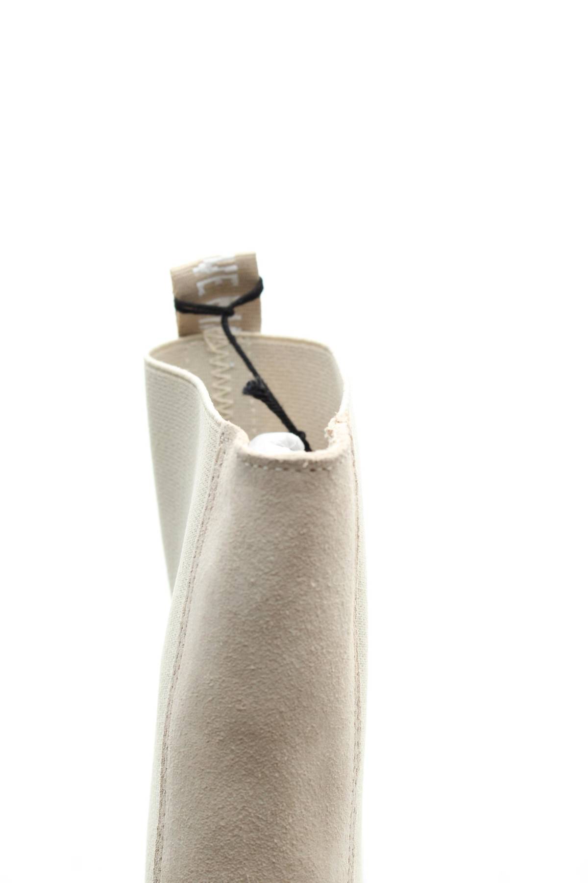 Дамски боти Steve Madden5